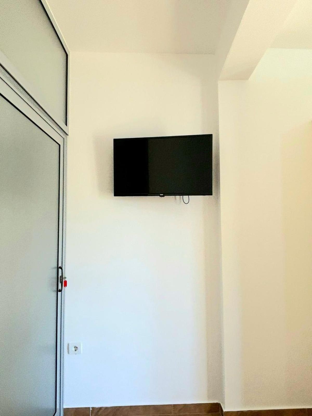 Mala Plaza Apartments 乌尔齐尼 外观 照片