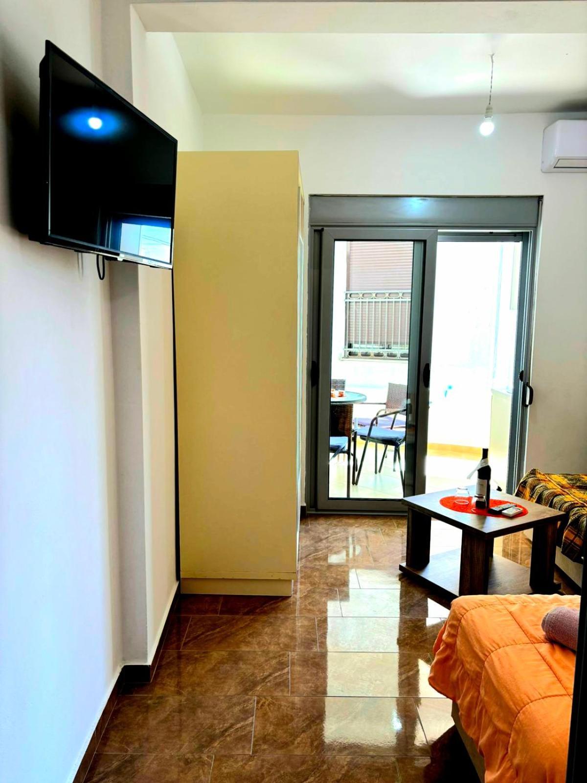 Mala Plaza Apartments 乌尔齐尼 外观 照片