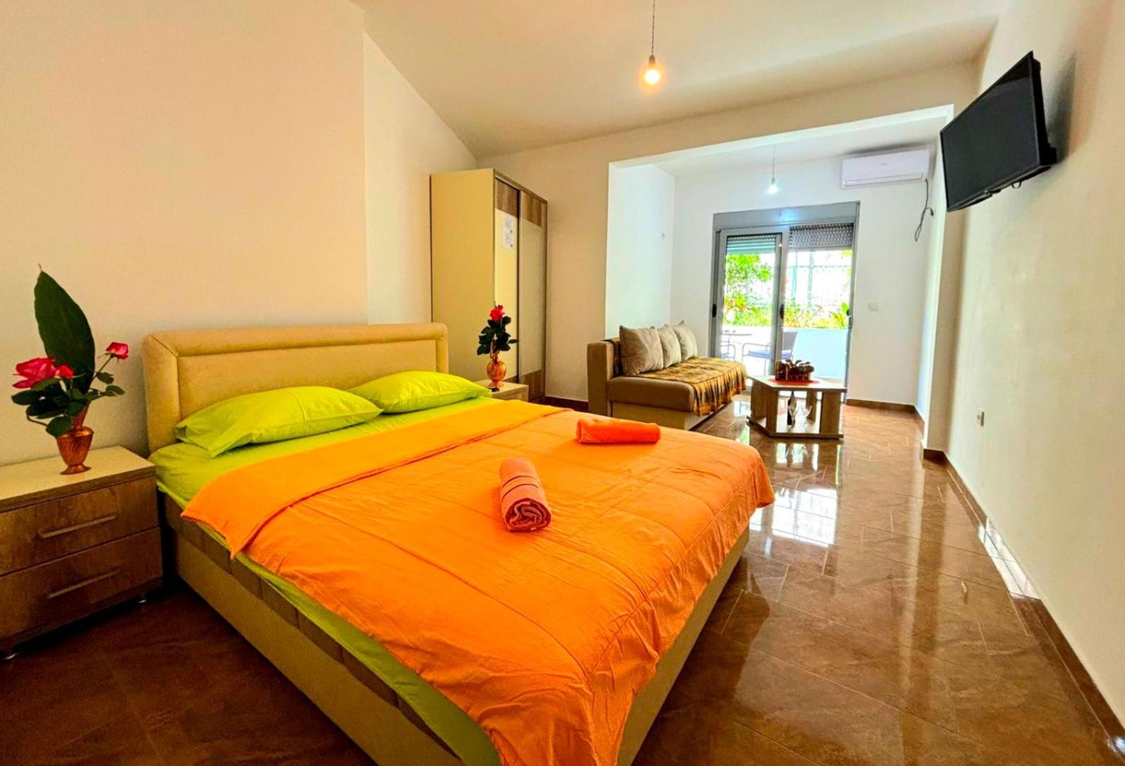 Mala Plaza Apartments 乌尔齐尼 外观 照片