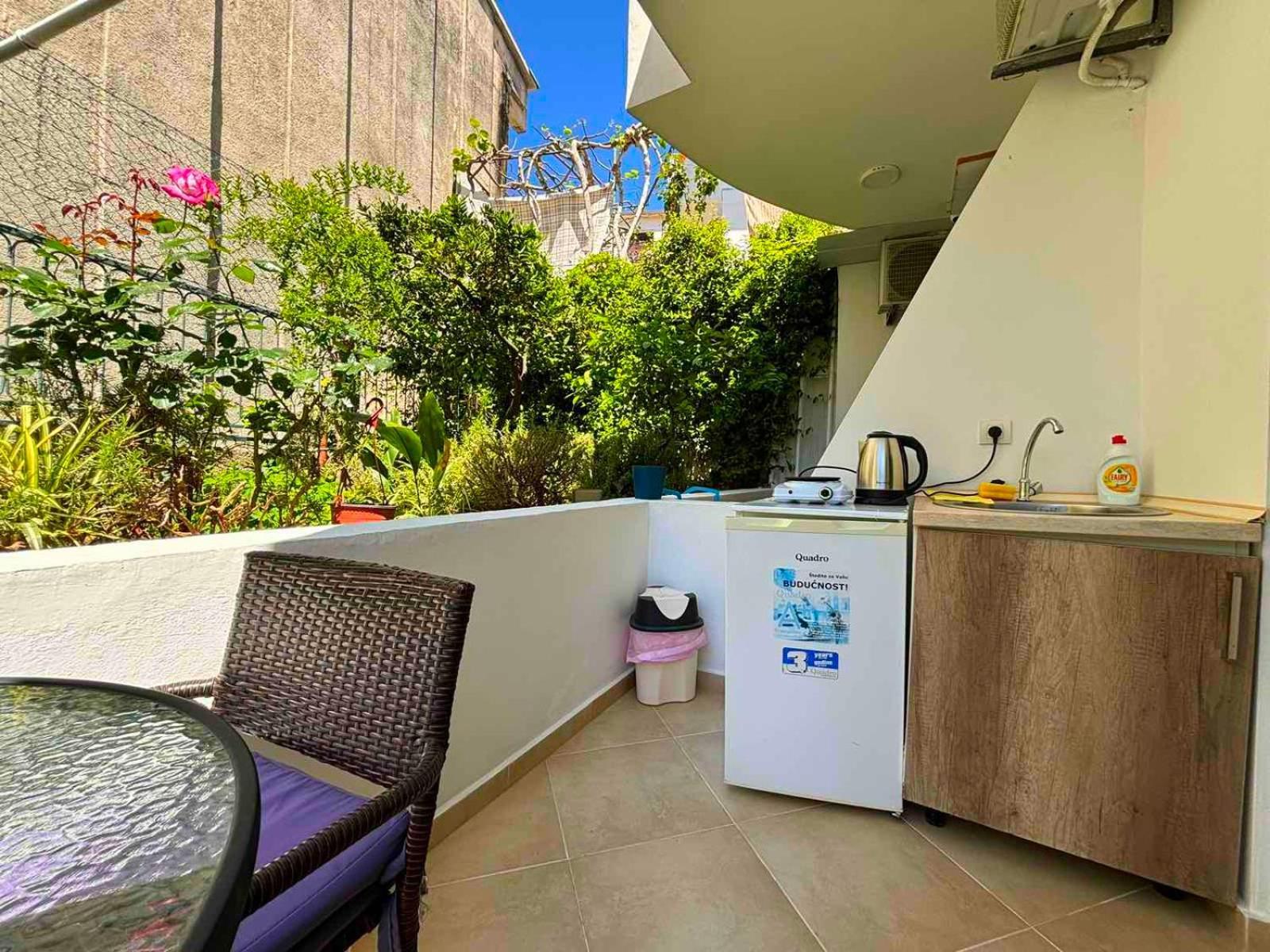 Mala Plaza Apartments 乌尔齐尼 外观 照片